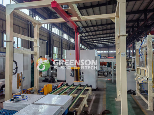 Bom preço. Automatic 60x60cm PVC Coated Gypsum Ceiling Tile Making Machine with 1300mm Effective Laminating and 2-6 Million Sq.m/year Capacity on-line