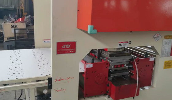 Máquina de folha de folha de placa MDF de folha de papel hidráulica fácil de operar