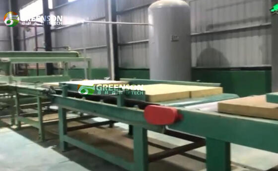 Bom preço. Máquina automática de fabricação de painéis de lã de rocha com largura de placa de 1200-2400 mm, densidade de 80-200 kg / m3 e controle PLC para precisão on-line