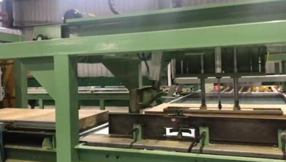 Linha de Produção de Lã de Rocha com Sistema de Controle PLC para uma Produção de 30.000 Toneladas por Ano e Densidade de 80-200kg/m3