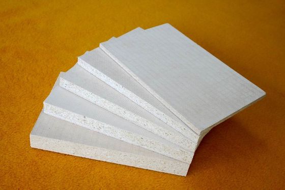 Bom preço. Linha de produção à prova de fogo da placa do óxido de magnésio automática para o contorno do teto/parede on-line