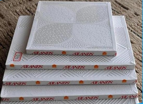 Bom preço. Velocidade da maquinaria 15m/Min dos materiais de construção da máquina do teto da gipsita do PVC on-line